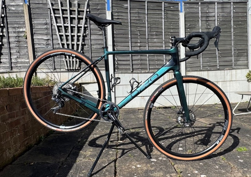 Orro Terra C, Carbon Gravel Bike, GRX 810 11 Speed, DT Swiss wheels, 54/Medium