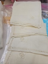 Tablecloth 29"X 29" 4 Napkins Cutwork Embroidered Edging Off White