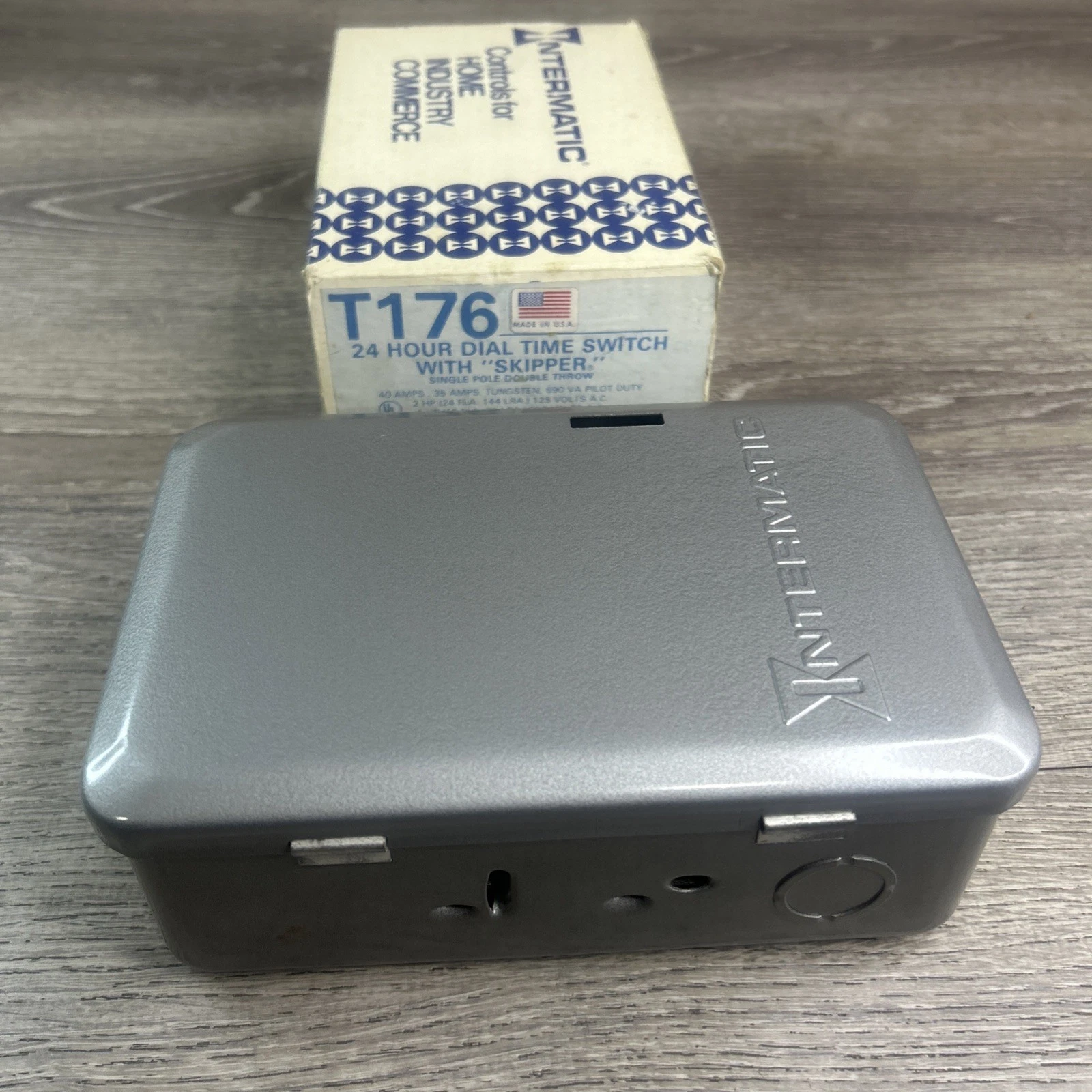 Intermatic T176 24 Hour 208-277V Time Switch Type 1 Indoor Enclosure Oem Nos