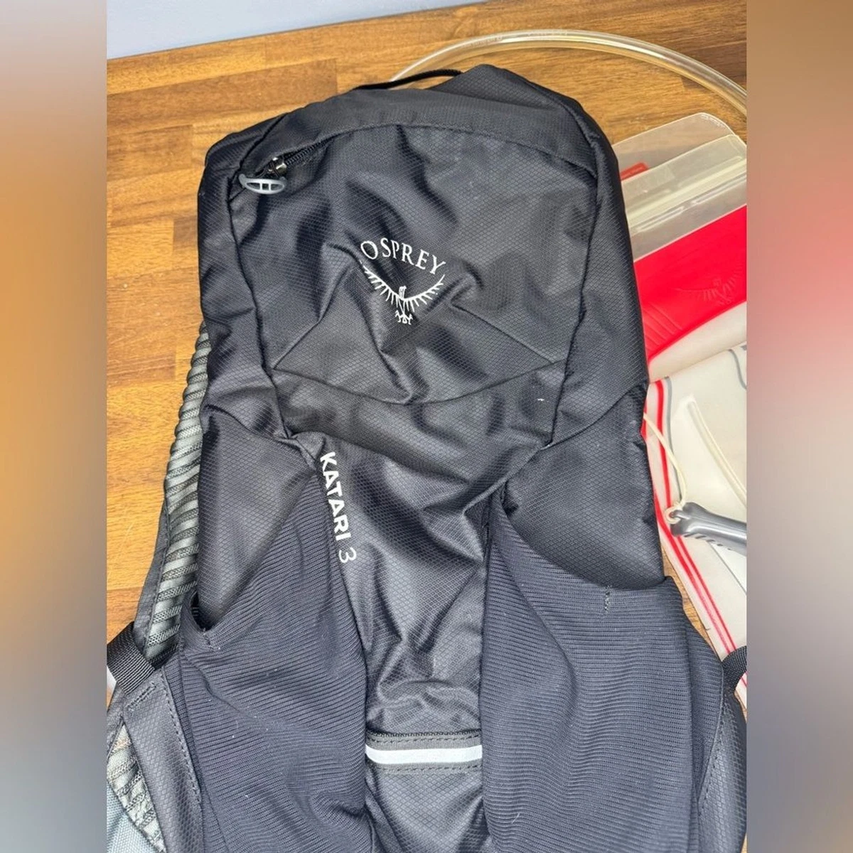 Osprey Katari 3 2.5L water pack. EUC Osprey Blue Hydration Backpack Hiking Hydration Packs for  main image 4