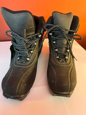 Rossignol X2 Cross Country Ski Boots; Size EU 42, Men's 9, Women's 11-10.5