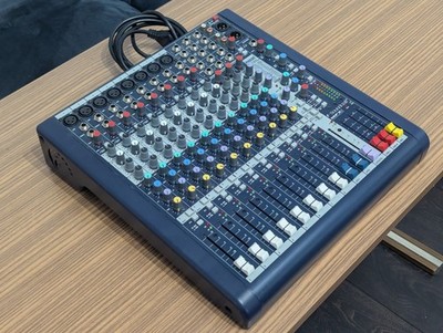 Soundcraft MFXi 8 Mischpult 24-Bit Effektprozessor