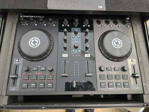 Native Instruments Traktor Kontrol Z2 | eBay