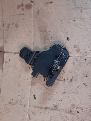 VW Passat 3B Türschloss Schloss Tür  Vorne Links 3B1837015