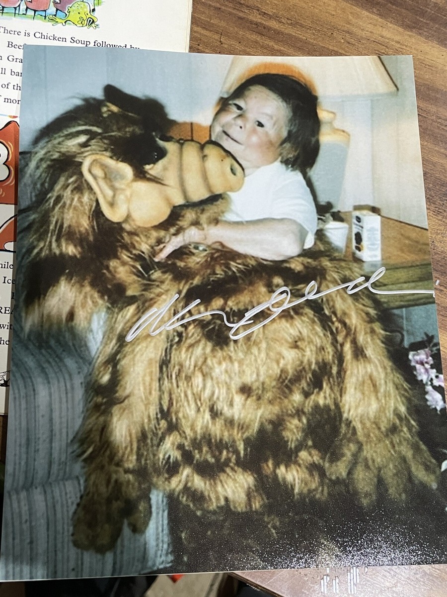 [JSA認証] アルフ中身Michu Meszaros氏 写真サイン アルフ直筆 JSA認証] アルフ中身Michu Meszaros氏 写真サイン アルフ直筆