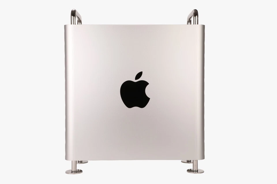 Apple Mac Pro 7.1 A1991 XEON 16-Core 3,2 GHz 96 GB RAM 2 TB SSD RP580X 8GB MwSt. - Bild 3 von 4