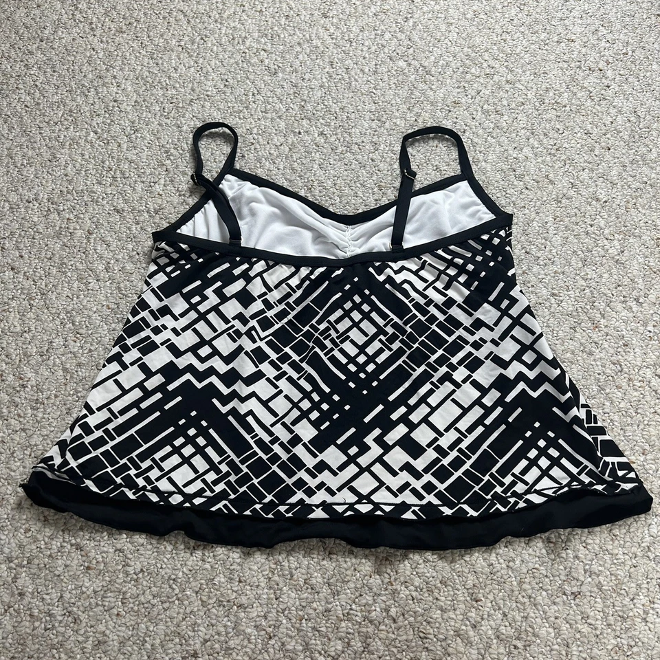 Apt. 9 Tankini acanalado negro blanco para mujer talla 18W correas ajustables geométricas Foto 3 de 4