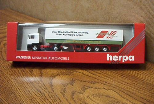Tractor y remolque Herpa Miniature escala HO #859126 - Transporte Wandt | Zustand: New