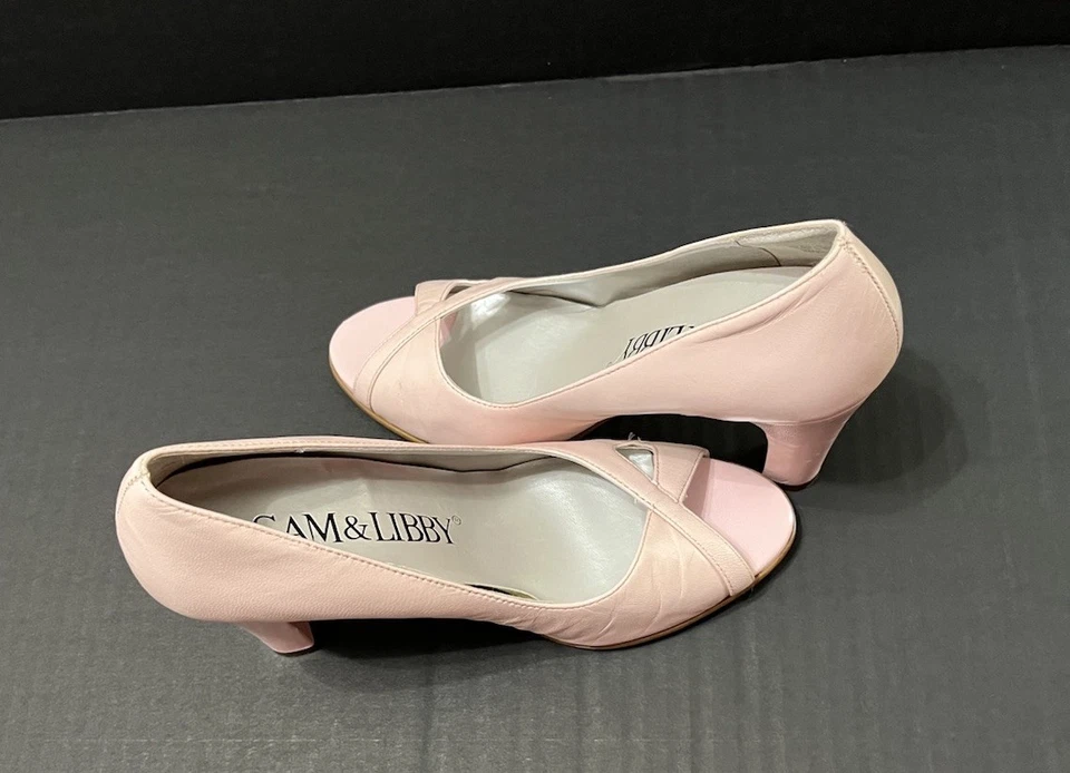 Tacones Sam & Libby rosa cruzados de cuero punta abierta para mujer talla 6 Foto 3 de 4