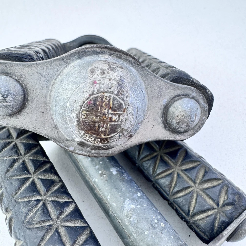 Pedales de bloque de colección aprobados por Schwinn 1/2 goma hechos en EE. UU. Bicicleta Cruiser A47 Foto 3 de 4