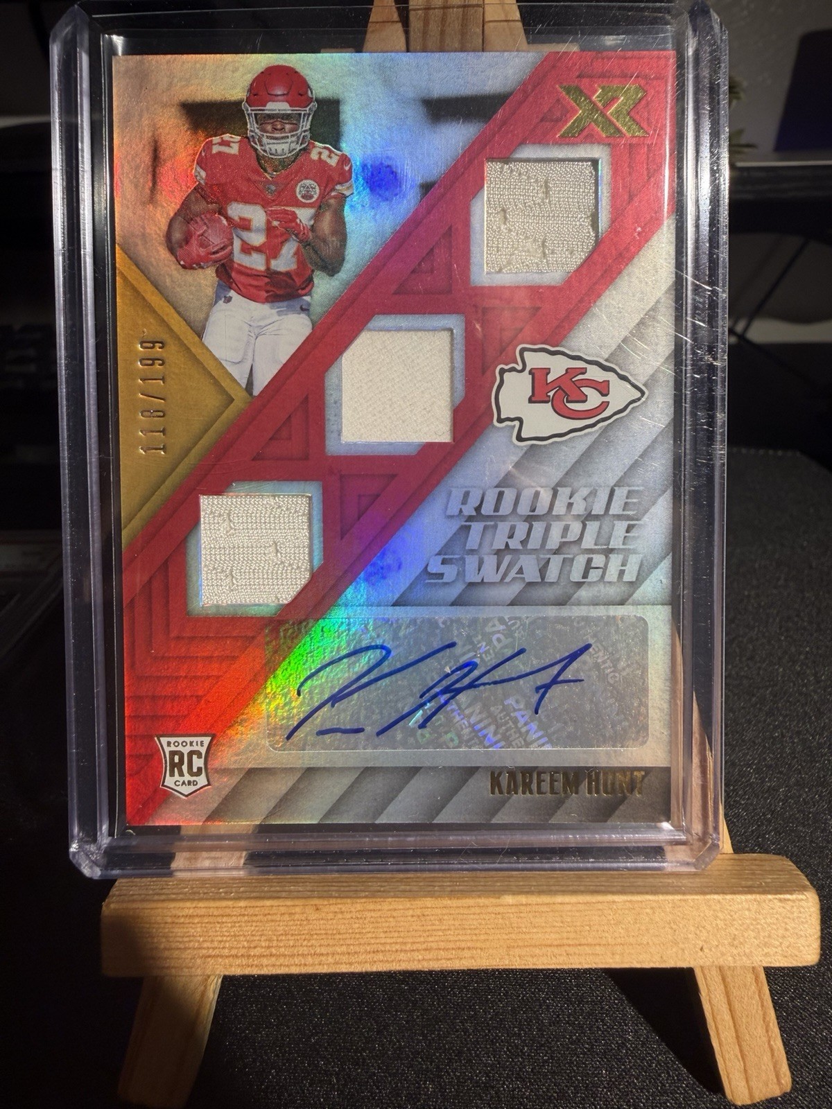 Kareem Hunt Panini XR #176 Autograph Triple Swatch