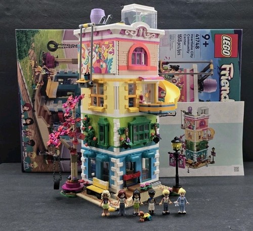 LEGO FRIENDS: Heartlake City Community Center (41748) - Fast Shipping!!