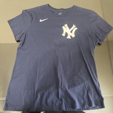 Nike Derek Jeter New York Yankees T-Shirt Size Kids Medium 242