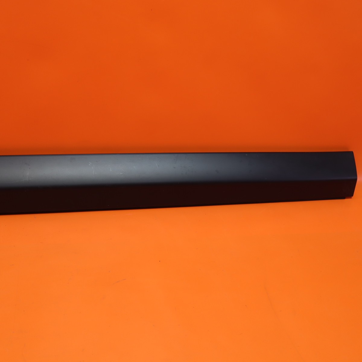 ROLLS ROYCE CULLINAN DOOR MOLDING RIGHT FRONT 2019-2022 2023 51137448586 OEM