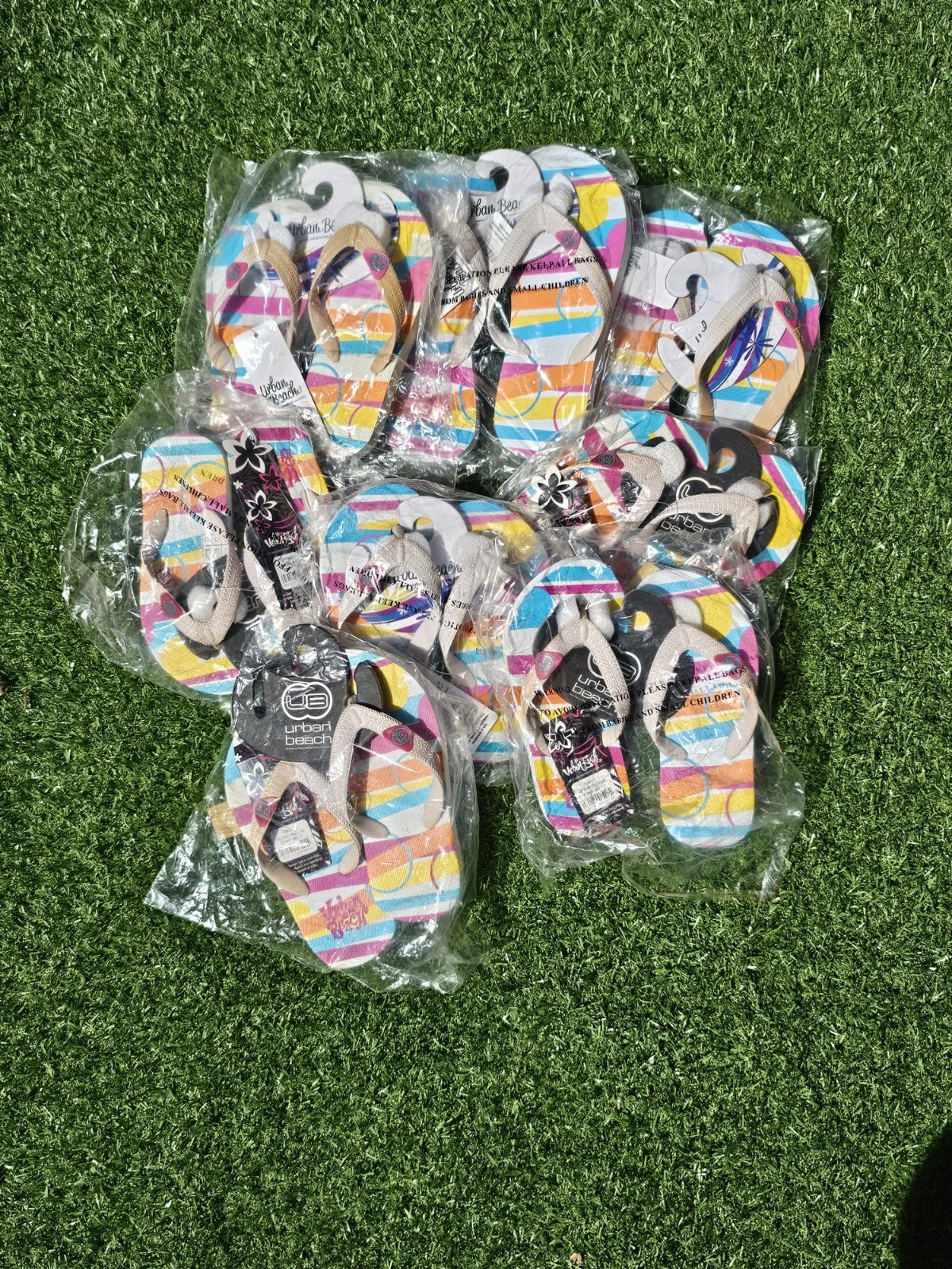 Job Lot New Urban Beach Boys & Girls Flip Flops - Discoloured Straps - Boot Sale image 2