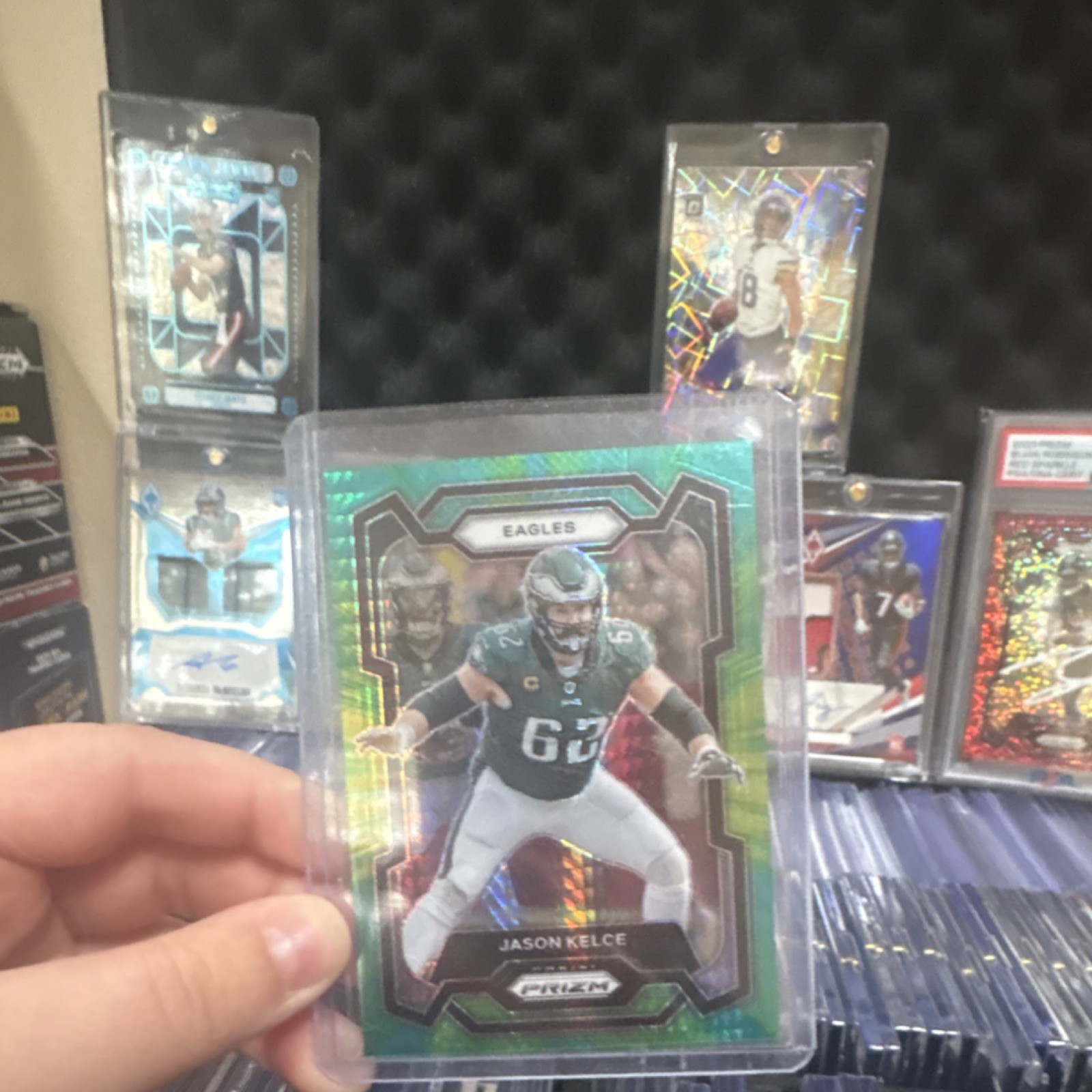 2023 Panini Prizm Jason Kelce Hyper Prizm #245 /175 Philadelphia Eagles NFL