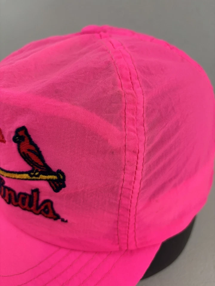 Vintage Pink Nylon St. Louis Cardinals MLB Snapback Baseball Hat - Image 4 of 4