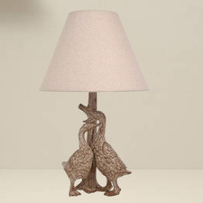 VINTAGE STYLE 2 DUCKS RUSTIC WOOD EFFECT TABLE LAMP WITH 12" BEIGE LINEN SHADE