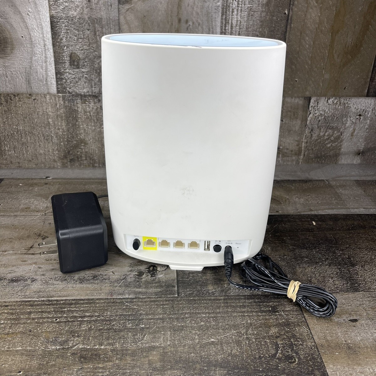 NETGEAR Orbi RBR50 WiFi Router With Factory Reset Option And