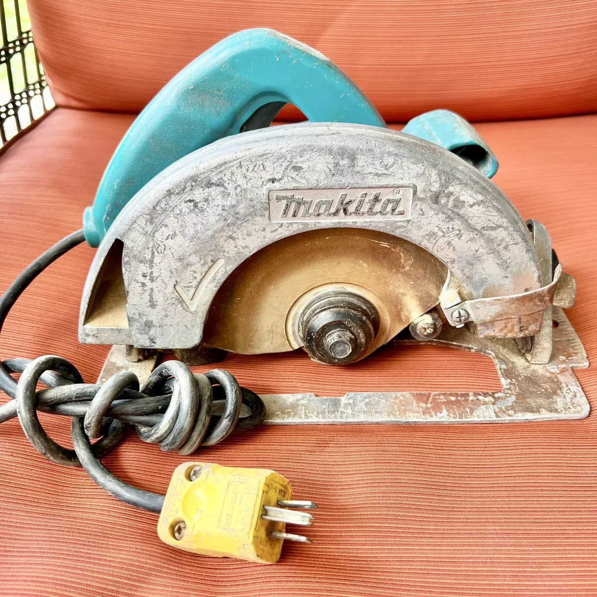 Makita saw 5007f deals