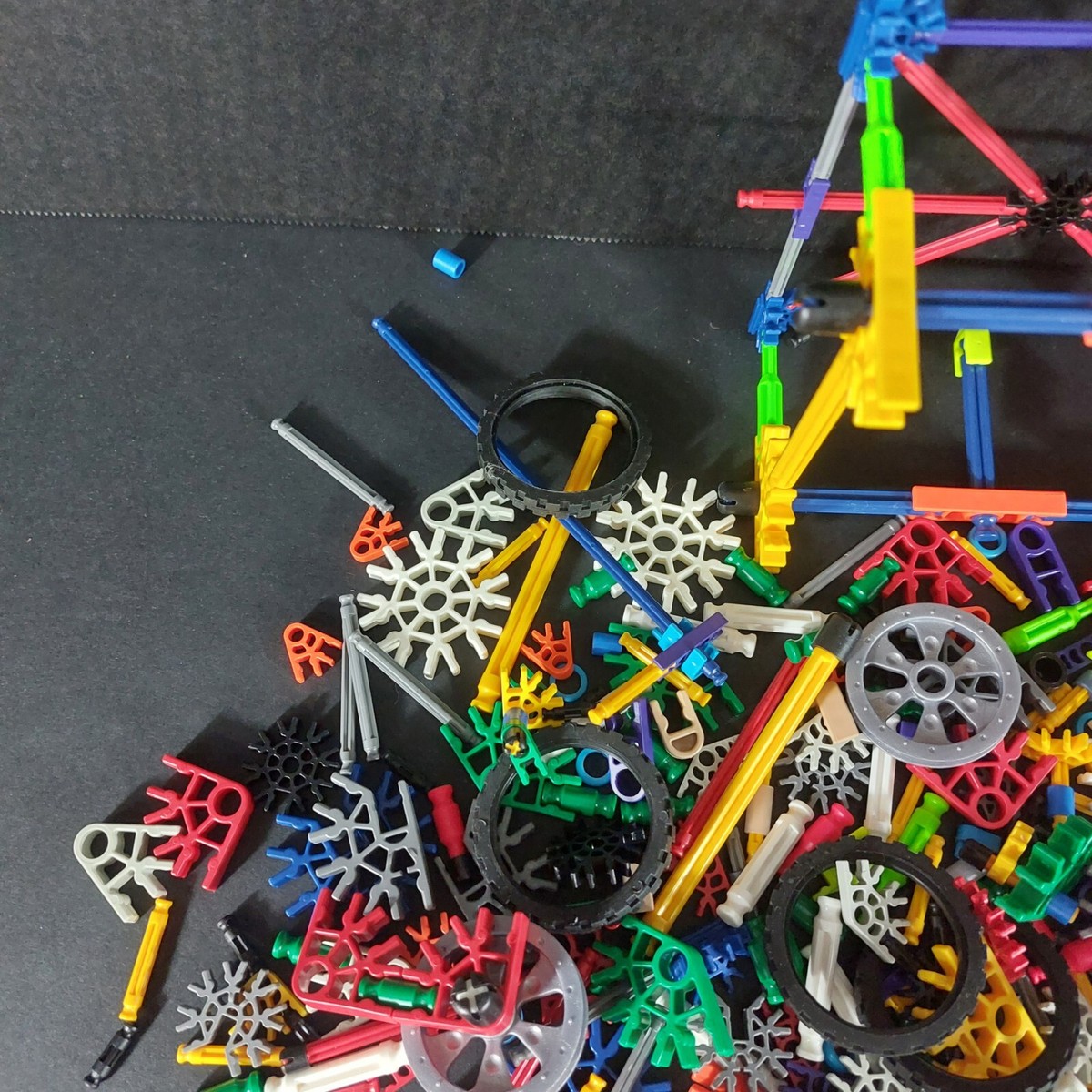 11 ounce lot of K'nex Building Toys with Knex - T1 | eBay