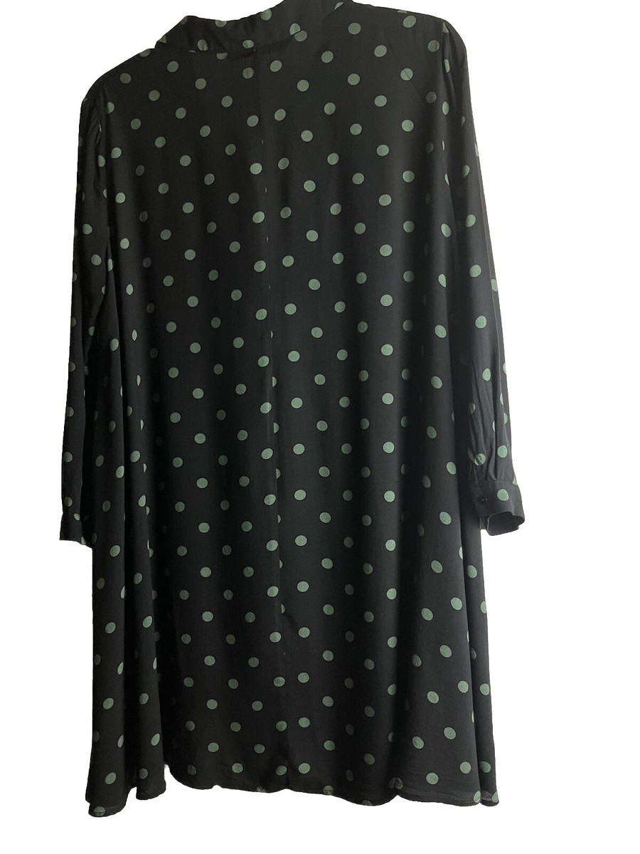 green emerald velvet dress ZARA. Short/midi black dress with polka dots Ts  Hibuy market