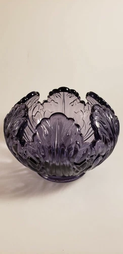 Vintage Original Fenton Marked Purple 6 Leaf Rose Bowl