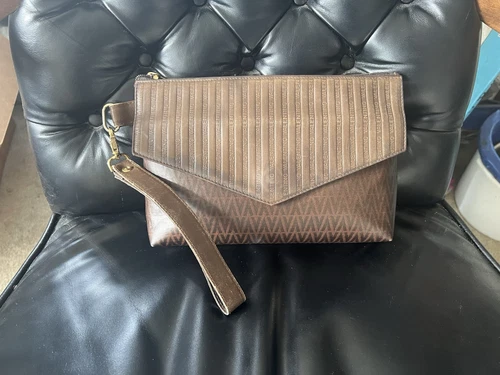 Borsa pochette da polso originale Valentino in pelle nera Italia