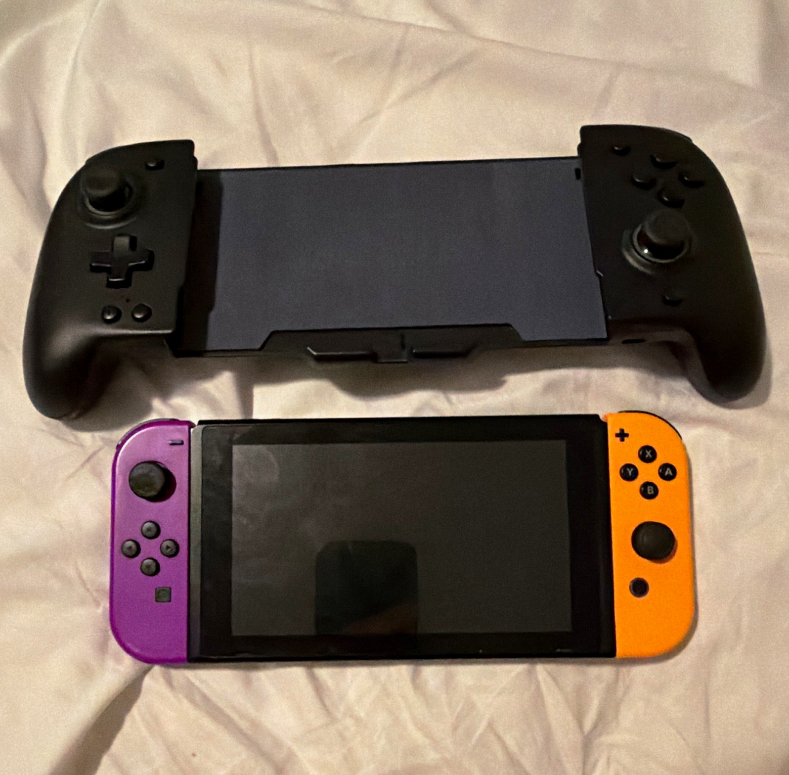 Nintendo Switch HAC-001 Black 32GB Handheld Region Free w/ Joy-Con, Grip, & Cord