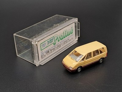 Praliné 1:87 H0 Renault Espace Limousine elfenbein / creme mit OVP
