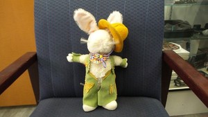 1999 Gund Playthings #9551 First Edition Cowboy Rabbit 1401/1937
