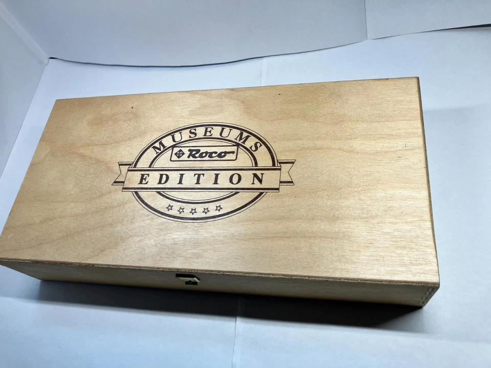 ROCO H0 43378 MUSEUMSEDITION BBÖ 1100.102 in Holzkiste DC - Bild 2 von 4