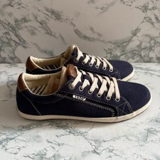 Taos Women 9 Star Sneaker Shoe Navy Blue Canvas Comfort Casual Everyday Walking