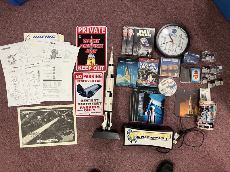 NASA SATURN V APOLLO SPACE SHUTTLE COLLECTION