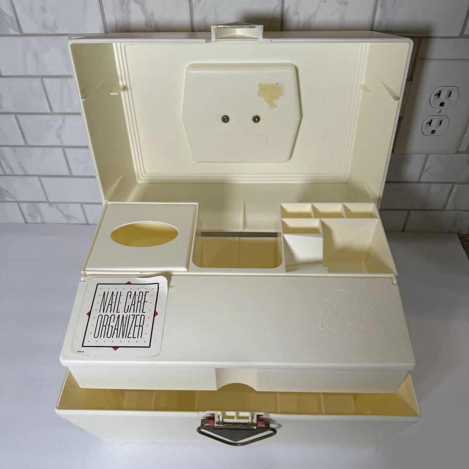 VTG Caboodles 2700 Nail Care Organizer Case 80s Large 13x9x8in White Gold READ - Image 2 of 4