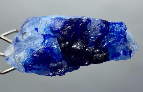 Sodalita fluorescente 8 CT incluida puntos de lazurita cristal de Badakhshan @AFG - Imagen 7 de 15