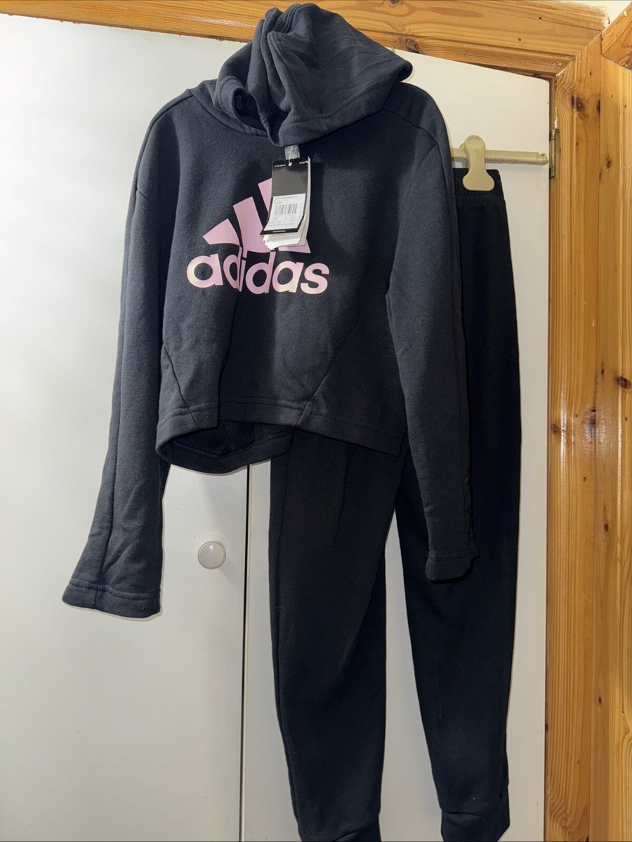 adidas tracksuit 8 9