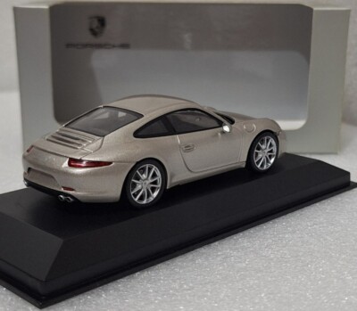 Porsche 911 Carrera S 1/43 シルバー Porsche 911 (991) Carrera S 2011 Silver Met. 1:43 Minichamps WAP