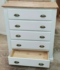 HANDMADE AYLESBURY NEXT WHIT MID OAK CUP HANDLES CHEST OF 5 DRAWER NO FLAT PACKS