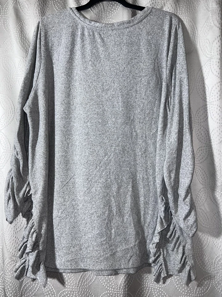 Terra & Sky Women’s Plus Size 1X (16W/18W) Gray Tunic Rhinestone & Ruffle Accent - Image 2 of 4