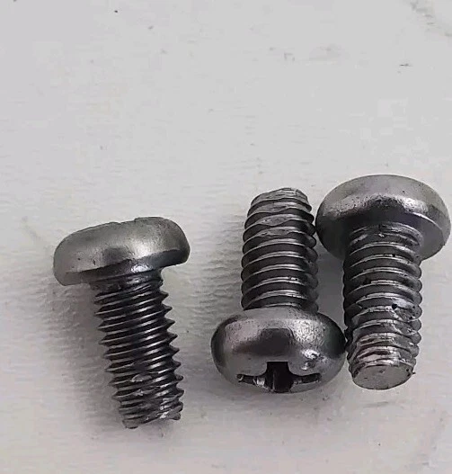 МЕТАЛЛИЧЕСКИЙ КРОНШТЕЙН ДЛЯ КРЕПЛЕНИЯ ФАРЫ GEO METRO 92 93 94 LSI XFI ФАРА левый драйвер  - Изображение 2 из 4