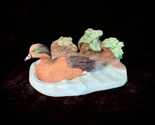 VTG Native American Widgeon DUCK Collection Avon 1989 Figurine Swimming In Pond