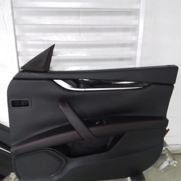 Maserati Ghibli 2017 FRONT+RIGHT Door panel
