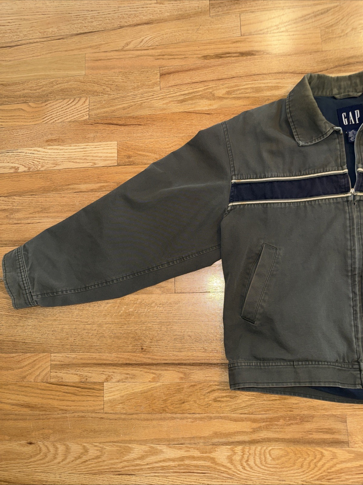 Vintage Gap Jacket Size Medium - image 4