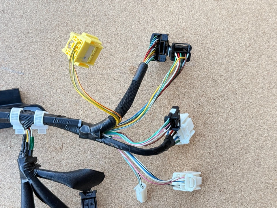 TOYOTA RAV4 2013-2018 COLUMNA DE DIRECCIÓN ARNÉS CABLE OEM Foto 2 de 4