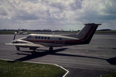 Dia G-HLUB Beechcraft Super King Air A200 06/1981 Flugzeug 35mm gerahmt CB-P11-7