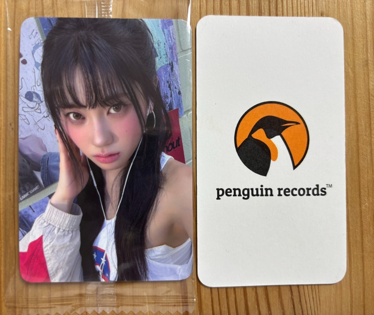 izna - 2ND MINI ALBUM Not Just Pretty APPLEMUSIC KTOWN4U POB PHOTO