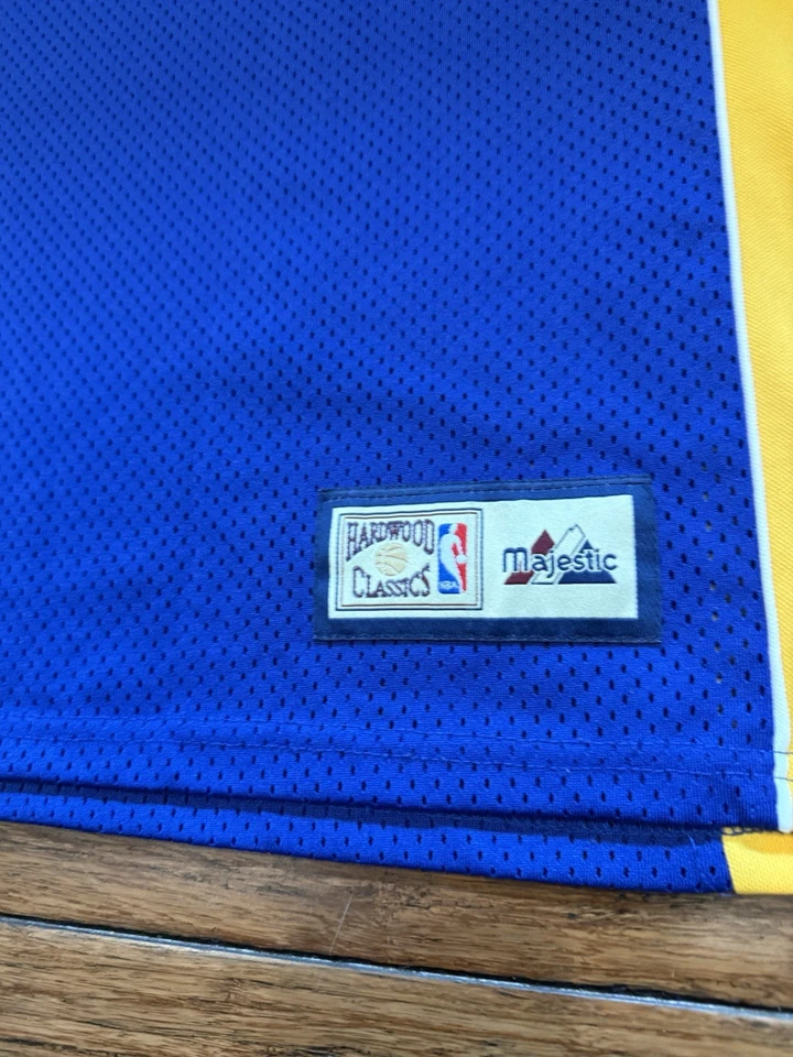 Camiseta de baloncesto vintage Denver Nuggets majestuosa, en blanco, talla L Foto 4 de 4