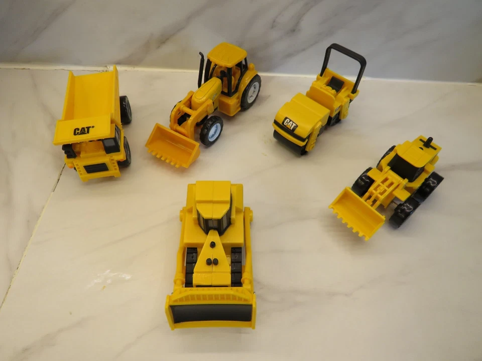 Construction Building Site Trucks Toy Vehicles Dumper Diggers Bundle CAT - Image 2 of 4
