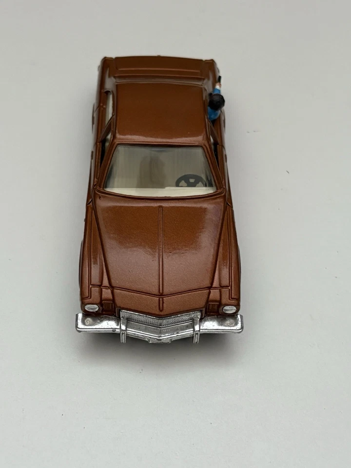 Coche Corgi 290 Kojak Buick con caja original y figura en buen estado Foto 4 de 4